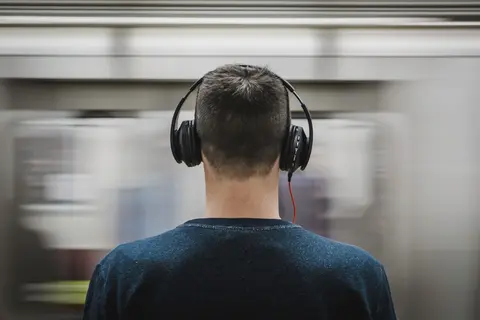 Acouphènes : quelles solutions pour retrouver le calme ?